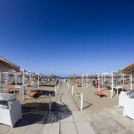 Aurora Beach & Suite Margherita Di Savoia Luaran gambar