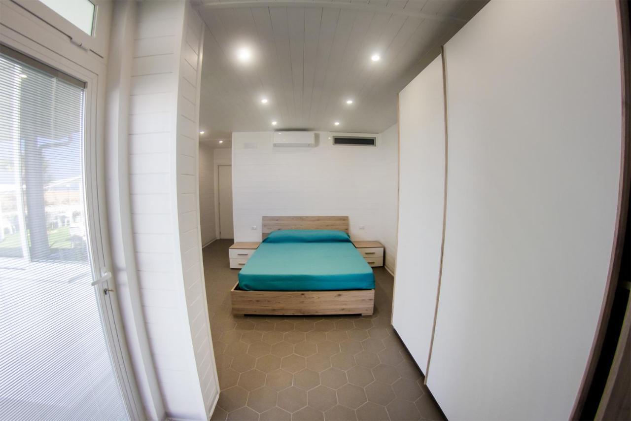 Aurora Beach & Suite Margherita Di Savoia Luaran gambar